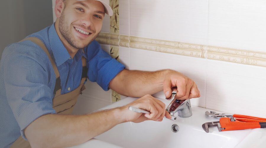 Handle or spout repair in Brownwood, MO
